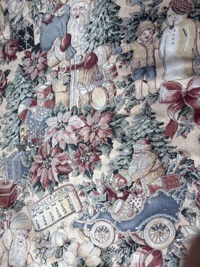 Christmas-Themed Cotton Fabric 1/2 yard x 42" Santa Claus Vintage-Style